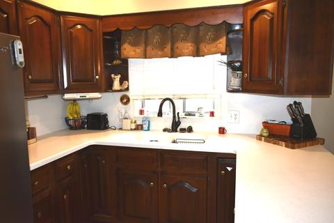 575 E 6th St, El Paso, IL 61738 photo 11