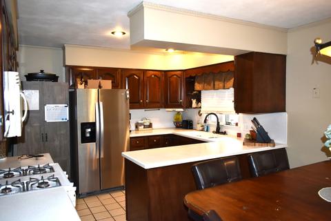 575 E 6th St, El Paso, IL 61738 photo 10
