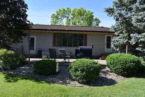 575 E 6th St, El Paso, IL 61738 photo 4