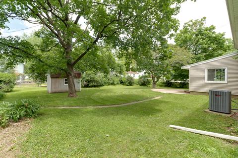 306 Exchange St, Danvers, IL 61732 photo 9