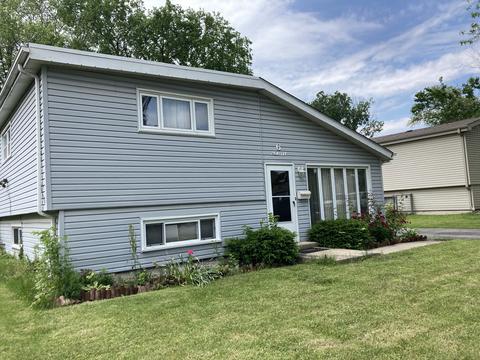 6 N Highview Ave, Addison, IL 60101 photo 2