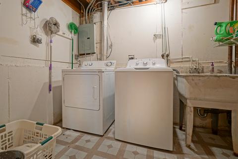 9 E Debbie Dr, Mount Prospect, IL 60056 photo 14