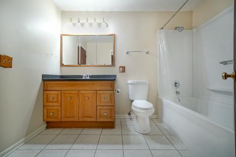 9 E Debbie Dr, Mount Prospect, IL 60056 photo 11