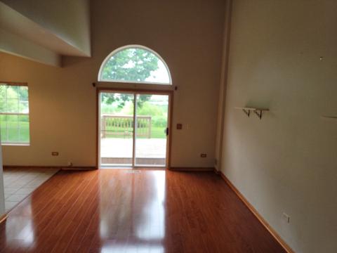 2448 Oak Tree Ln, Plainfield, IL 60586 photo 3