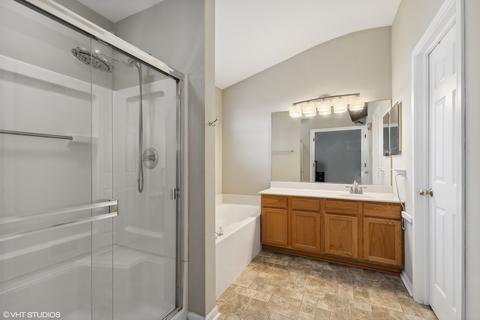 1769 Delta Dr, Aurora, IL 60503 photo 9