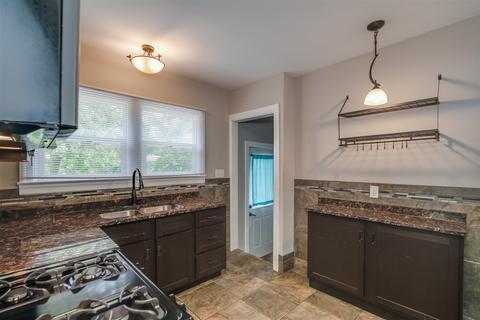 1105 W Hovey Ave, Normal, IL 61761 photo 10