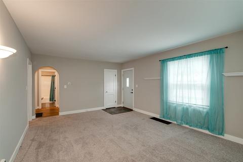 1105 W Hovey Ave, Normal, IL 61761 photo 6