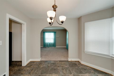 1105 W Hovey Ave, Normal, IL 61761 photo 8
