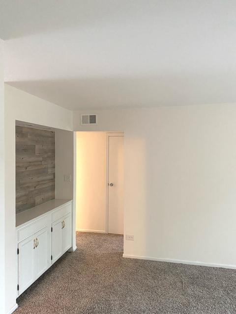 5406 Chateau #6, Rolling Meadows, IL 60008 photo 13