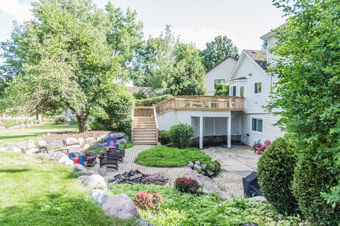 697 Braintree Ln, Bartlett, IL 60103 photo 24