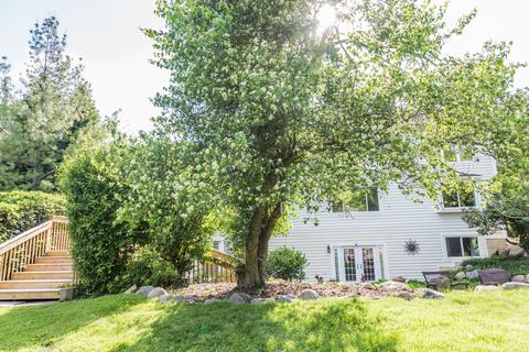 697 Braintree Ln, Bartlett, IL 60103 photo 23