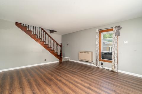 410 E Odell St, Gardner, IL 60424 photo 7