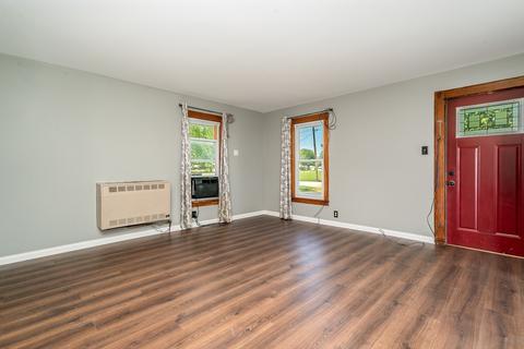 410 E Odell St, Gardner, IL 60424 photo 6