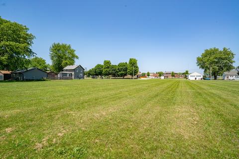 410 E Odell St, Gardner, IL 60424 photo 4