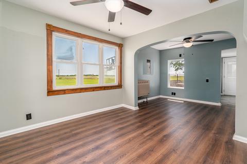 410 E Odell St, Gardner, IL 60424 photo 9