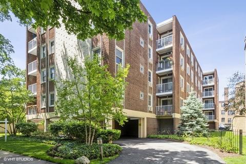 1310 Maple Ave #2E, Evanston, IL 60201