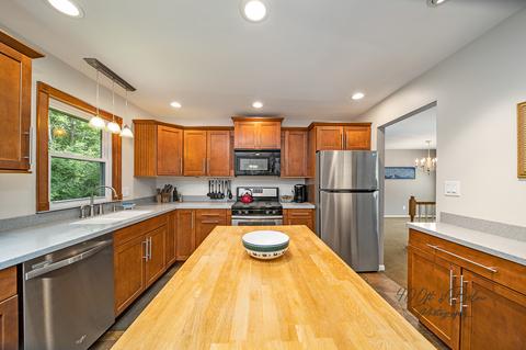 120 Valley Dr, Oakwood Hills, IL 60013 photo 8
