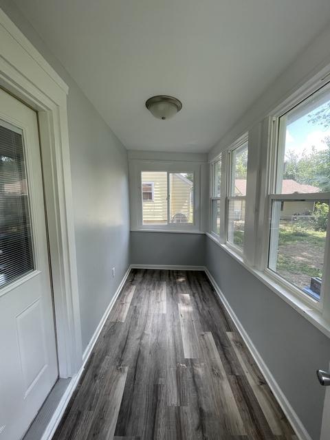 785 E Benton St, Aurora, IL 60505 photo 5