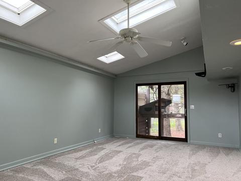 607 E Cruger Ave, Eureka, IL 61530 photo 3