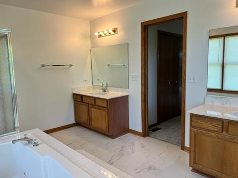 5415 Fox Path Ln, Hoffman Estates, IL 60192 photo 12