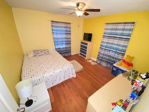 358 S Commonwealth Ave, Elgin, IL 60123 photo 8