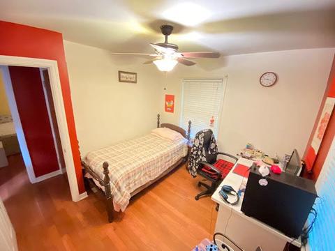 358 S Commonwealth Ave, Elgin, IL 60123 photo 7