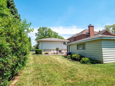 918 S Westgate Rd, Des Plaines, IL 60016 photo 3