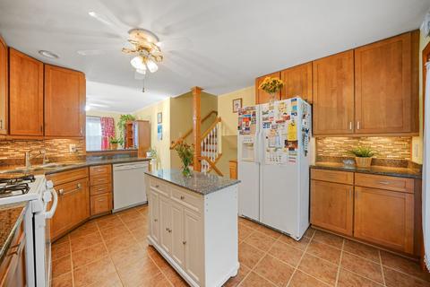 986 Hyacynth Ln, Bartlett, IL 60103 photo 8