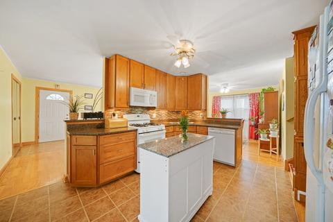 986 Hyacynth Ln, Bartlett, IL 60103 photo 9