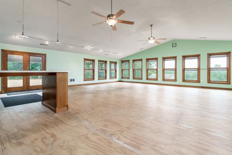 7979 Elevator Rd, Roscoe, IL 61073 photo 15