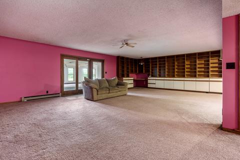 7979 Elevator Rd, Roscoe, IL 61073 photo 32