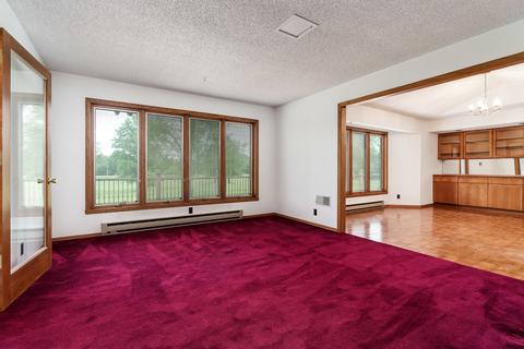 7979 Elevator Rd, Roscoe, IL 61073 photo 5