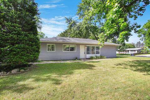 2007 Greendale Dr, Champaign, IL 61821 photo 2