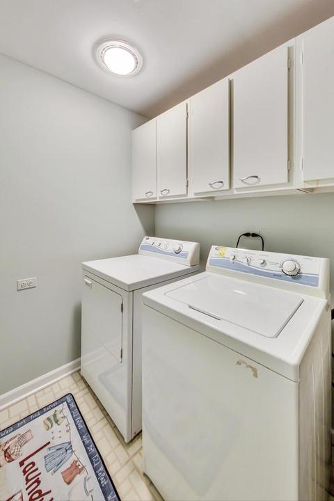 710 Gregg Rd, Northbrook, IL 60062 photo 22