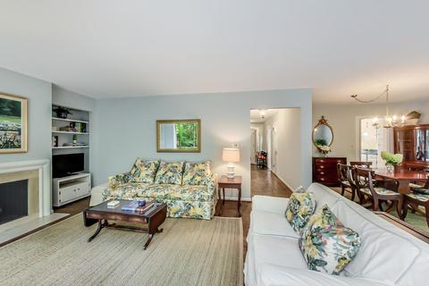 710 Gregg Rd, Northbrook, IL 60062 photo 4