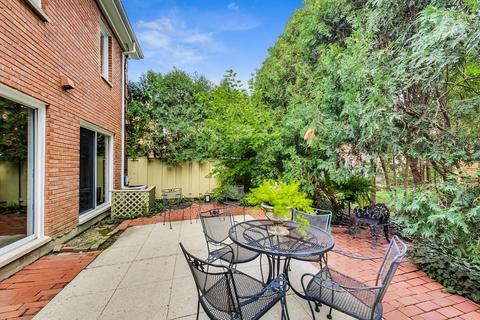 710 Gregg Rd, Northbrook, IL 60062 photo 25