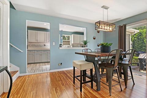 218 N Emerald Dr, Mchenry, IL 60051 photo 9
