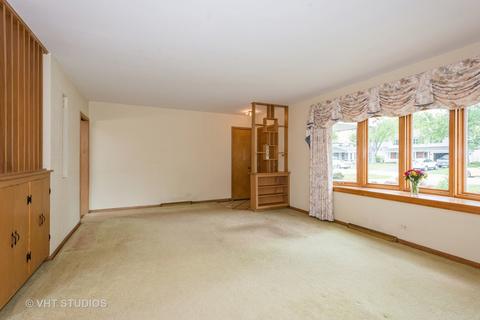 912 Eddy Ct, Wheaton, IL 60187 photo 2