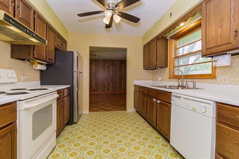 103 Ellis Ave, Normal, IL 61761 photo 16