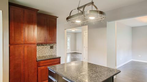 194 E North Ave, Addison, IL 60101 photo 21