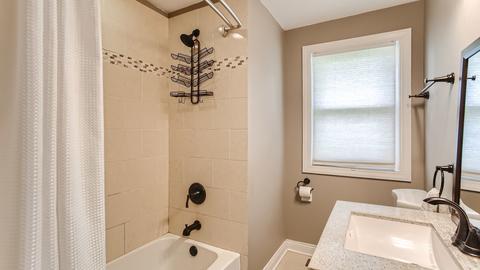 194 E North Ave, Addison, IL 60101 photo 26