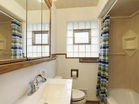 2245 Erika Dr, Broadview, IL 60155 photo 11