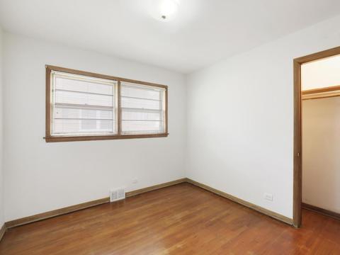 2245 Erika Dr, Broadview, IL 60155 photo 7