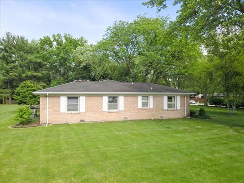 2804 E Oakland Ave, Bloomington, IL 61704 photo 11