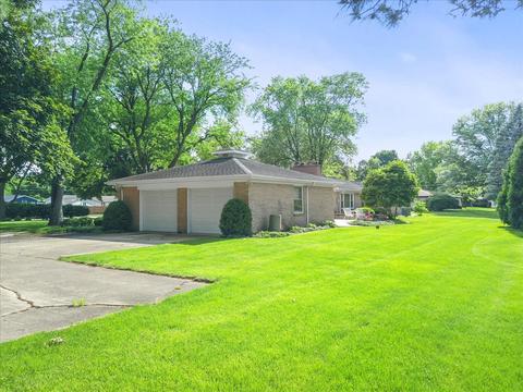 2804 E Oakland Ave, Bloomington, IL 61704 photo 13