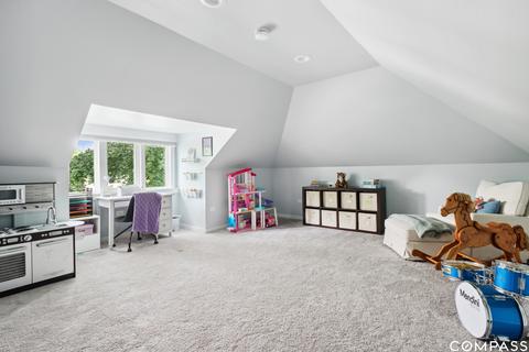 532 S Washington St, Wheaton, IL 60187 photo 21
