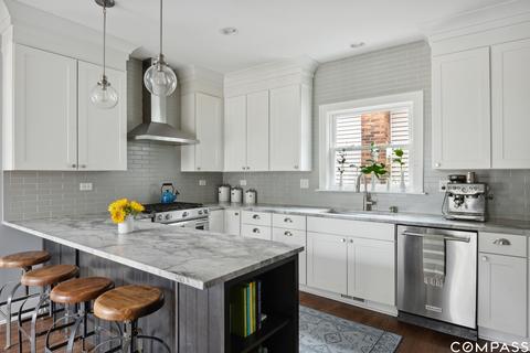 532 S Washington St, Wheaton, IL 60187 photo 7