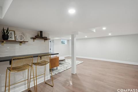 532 S Washington St, Wheaton, IL 60187 photo 22
