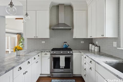 532 S Washington St, Wheaton, IL 60187 photo 8