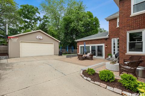532 S Washington St, Wheaton, IL 60187 photo 27